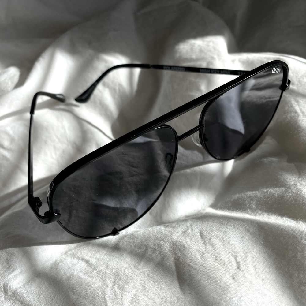Quay high key mini sunglasses